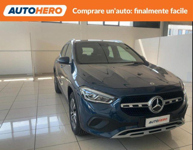 MERCEDES-BENZ GLA 180 Automatic Executive