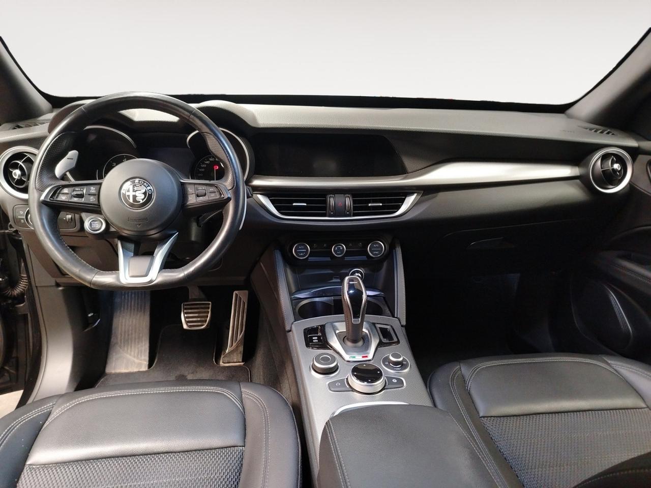 Alfa Romeo Stelvio 2.2 t Sprint rwd 160cv auto
