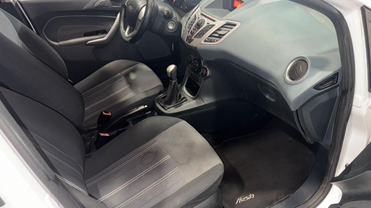 FORD FIESTA DEL 2009 1400 BENZINA GPL FINO AL 2029