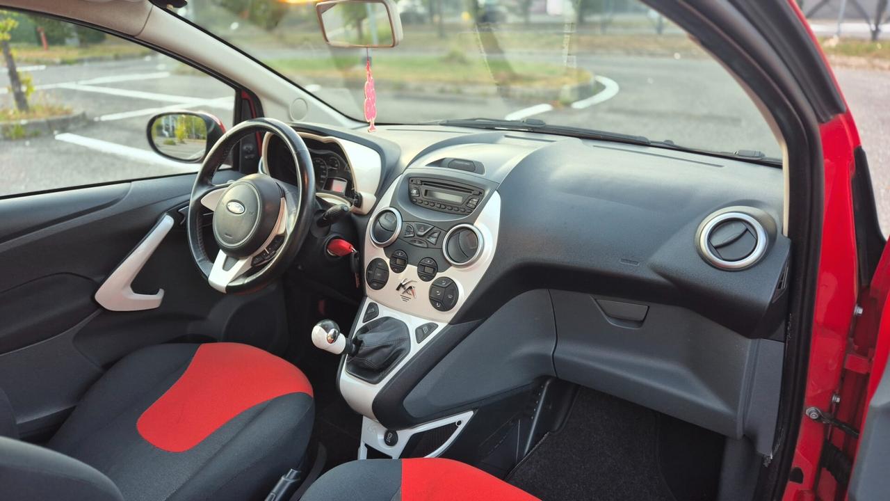 Ford Ka 1.2 8V 69 CV Black&White Edition