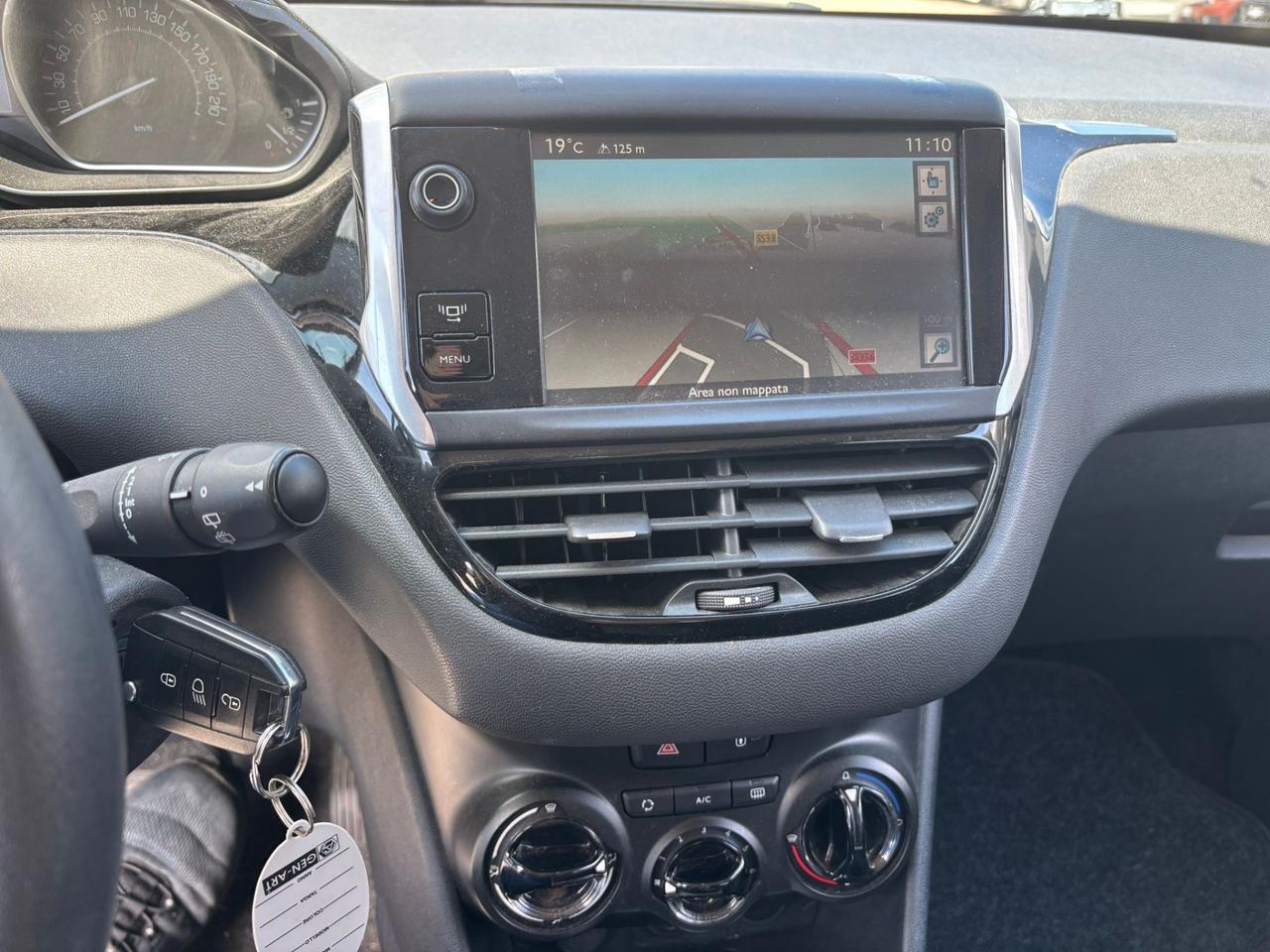 Peugeot 208 1.4 HDi 68 CV 5 porte