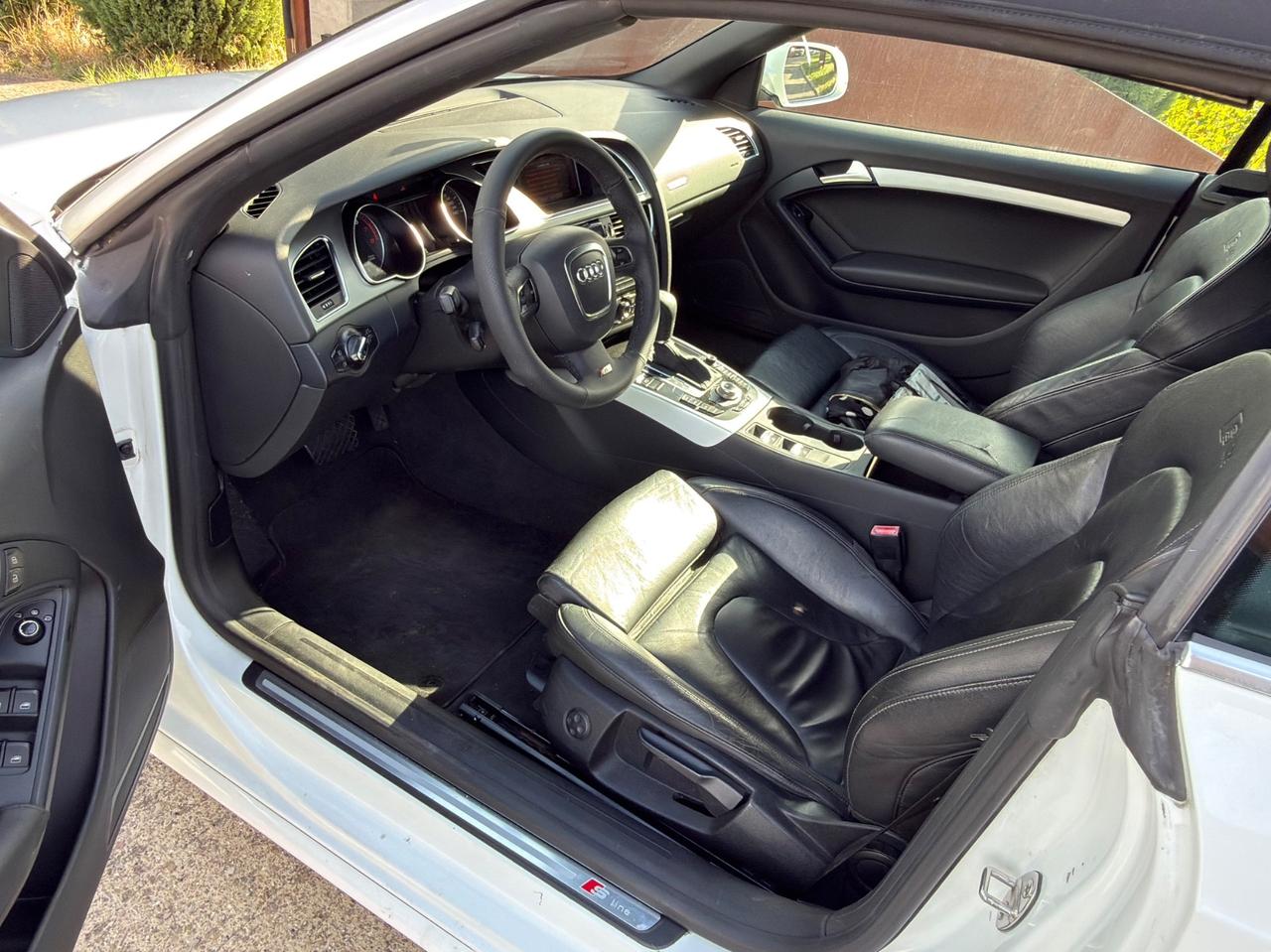 Audi A5 Cabrio 2.0 TFSI 211 CV quattro S tronic Business