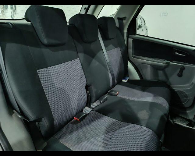 SUZUKI SX4 1.9 DDiS 4WD Outdoor Line