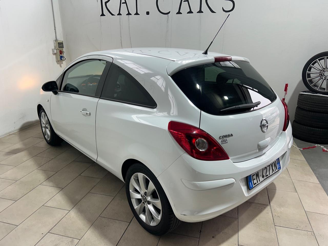 Opel Corsa 1.2 3 porte Elective