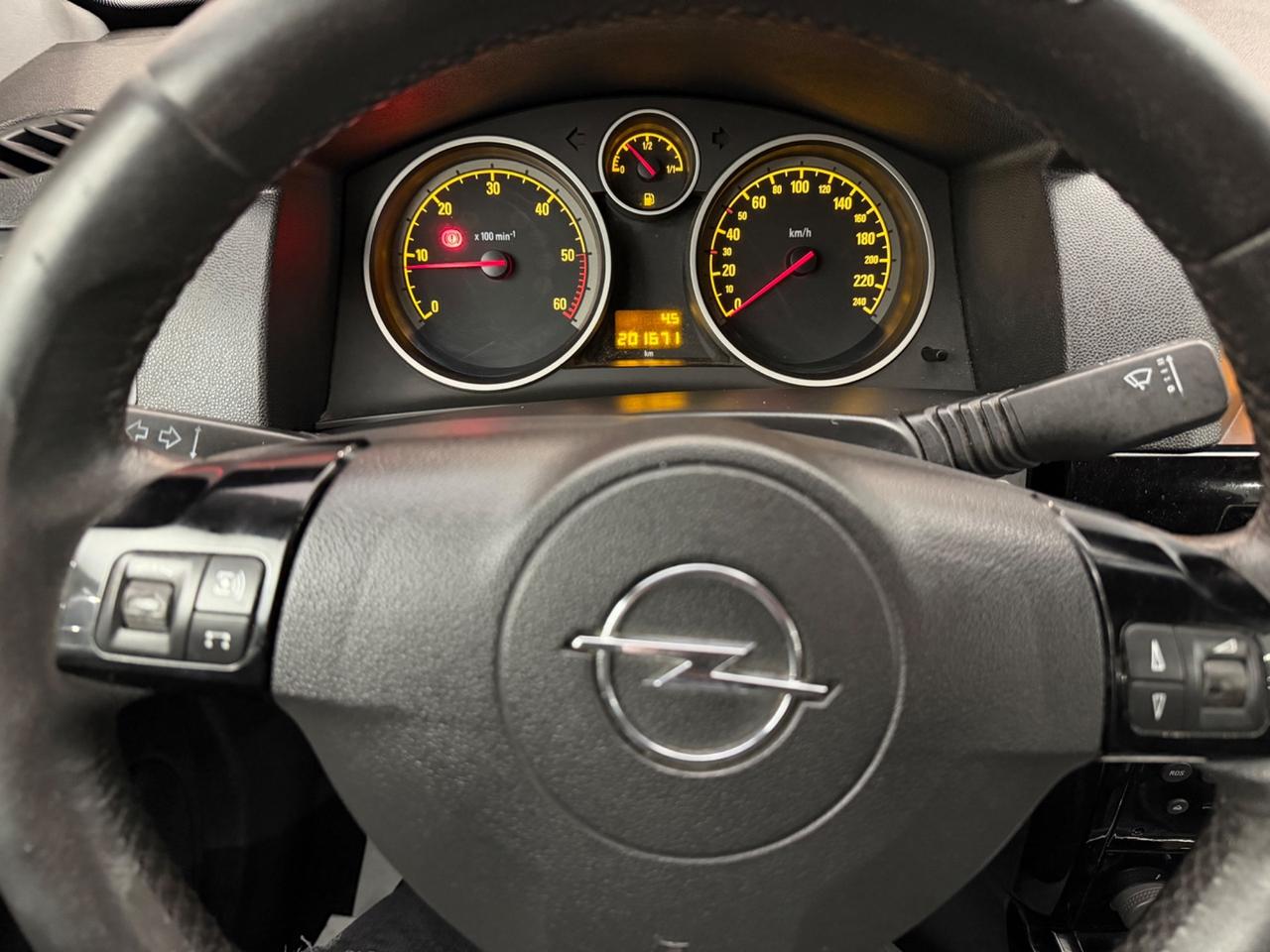 Opel Astra GTC 1.7 CDTI 101CV 3 porte Cosmo