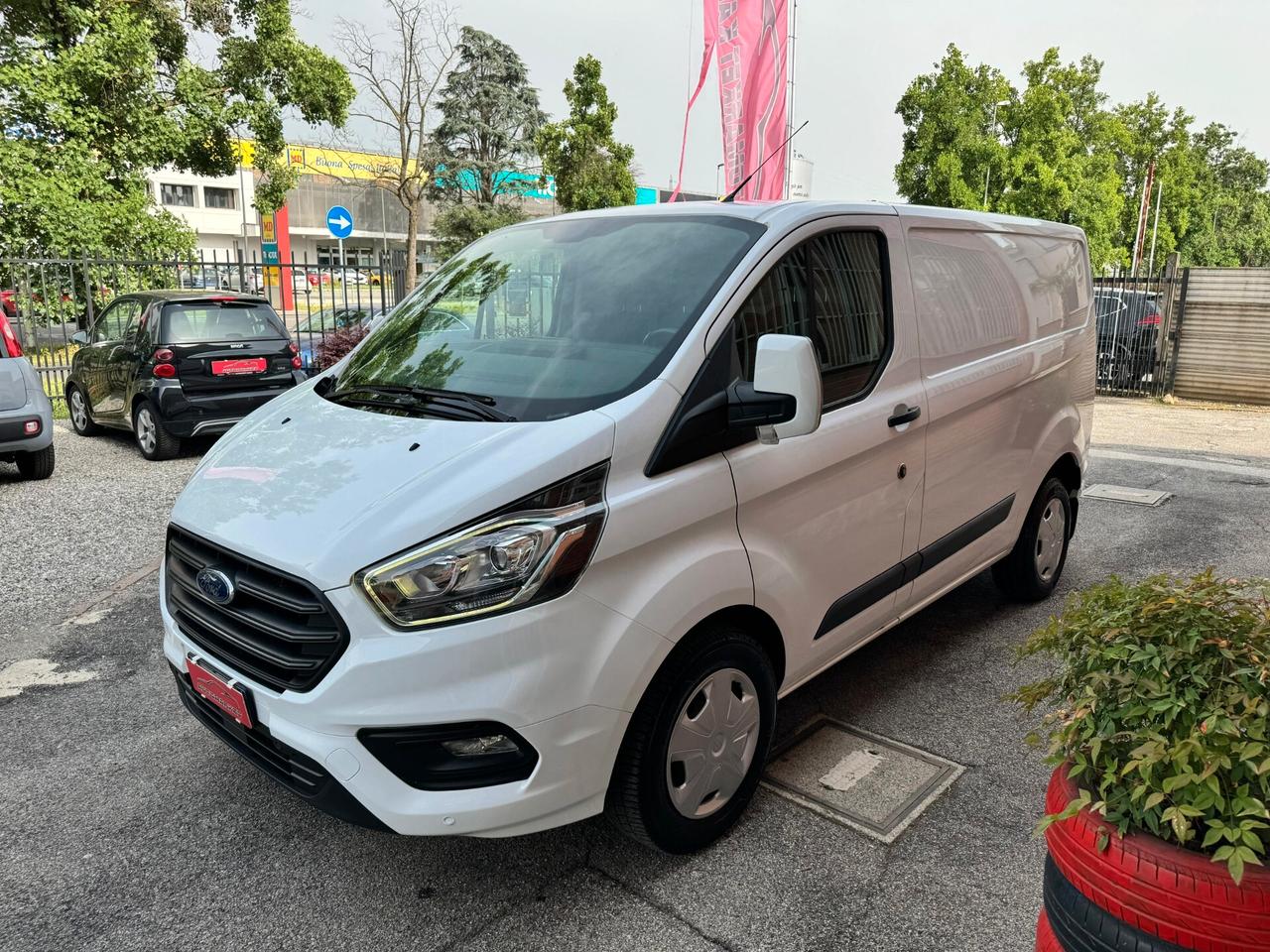 Ford Transit Custom 2.0 TDCI 130 CV AUTOMATICO