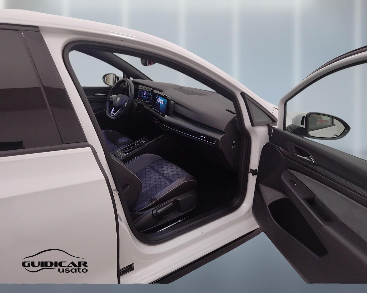VOLKSWAGEN Golf VIII 2020 - Golf 1.5 etsi evo R-Line 130cv dsg