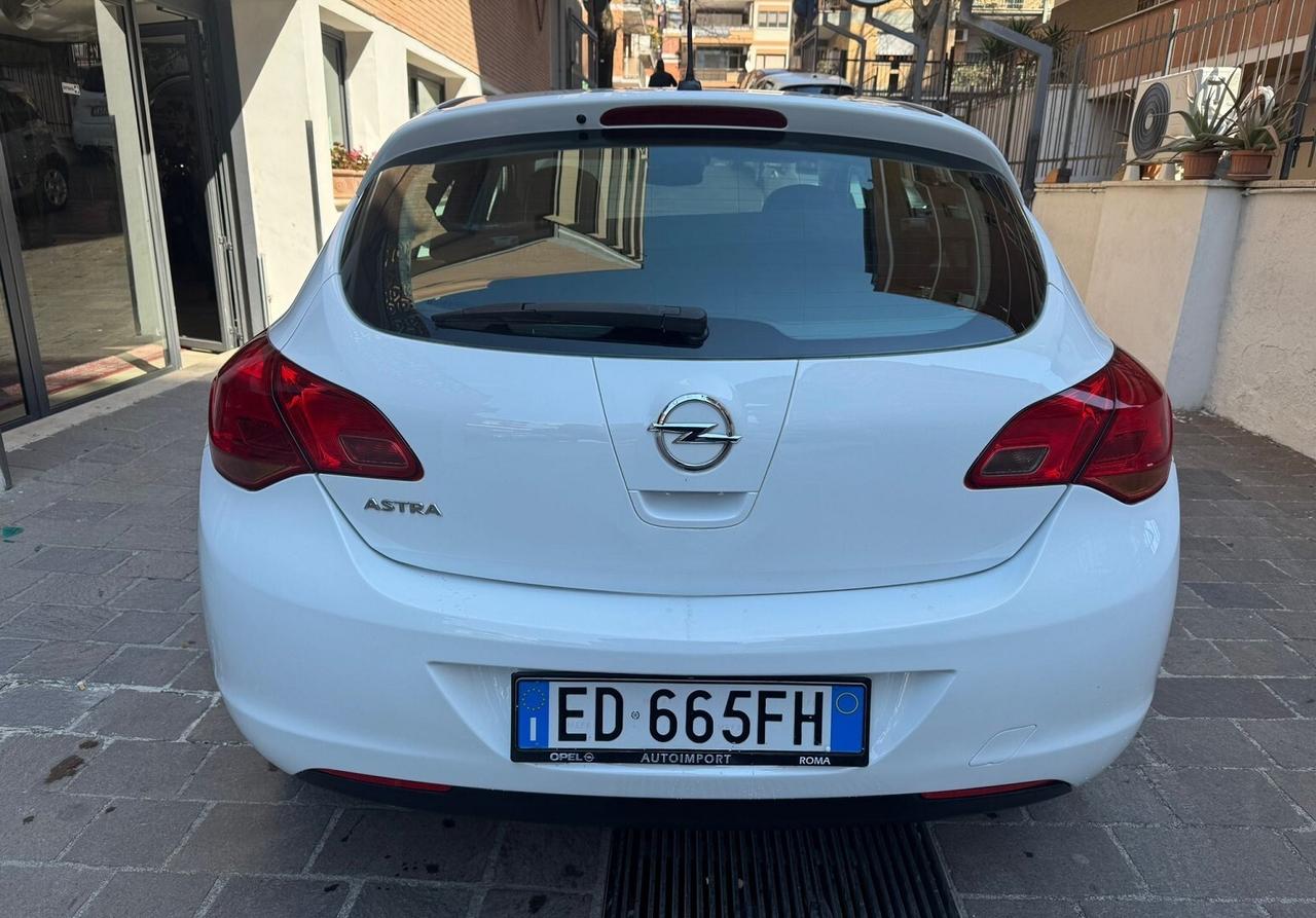 OPEL Astra 1.6 115CV 5P Cosmo IMPIANTO GPL UNIPRO