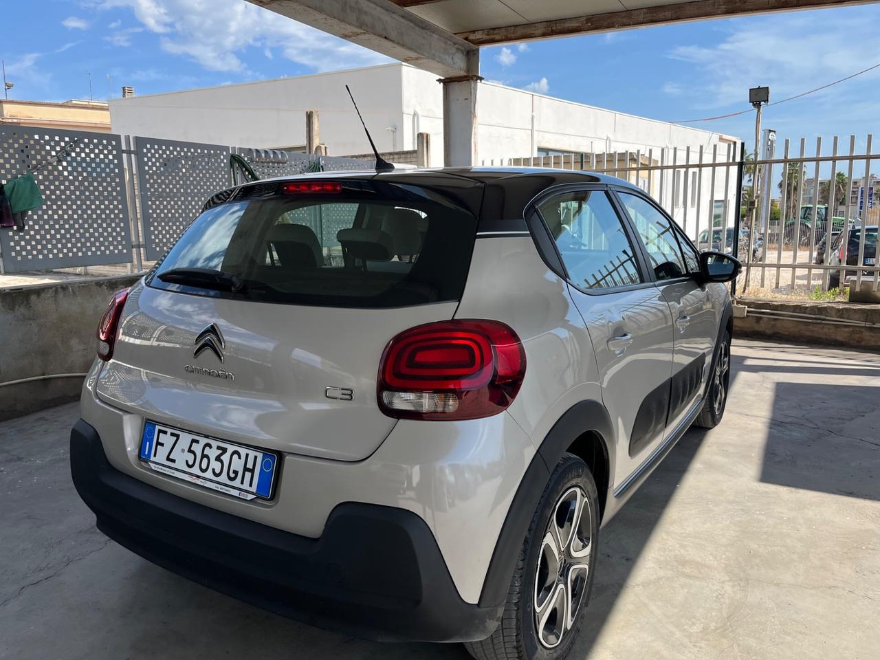 Citroen C3 PureTech 83 S&S Shine