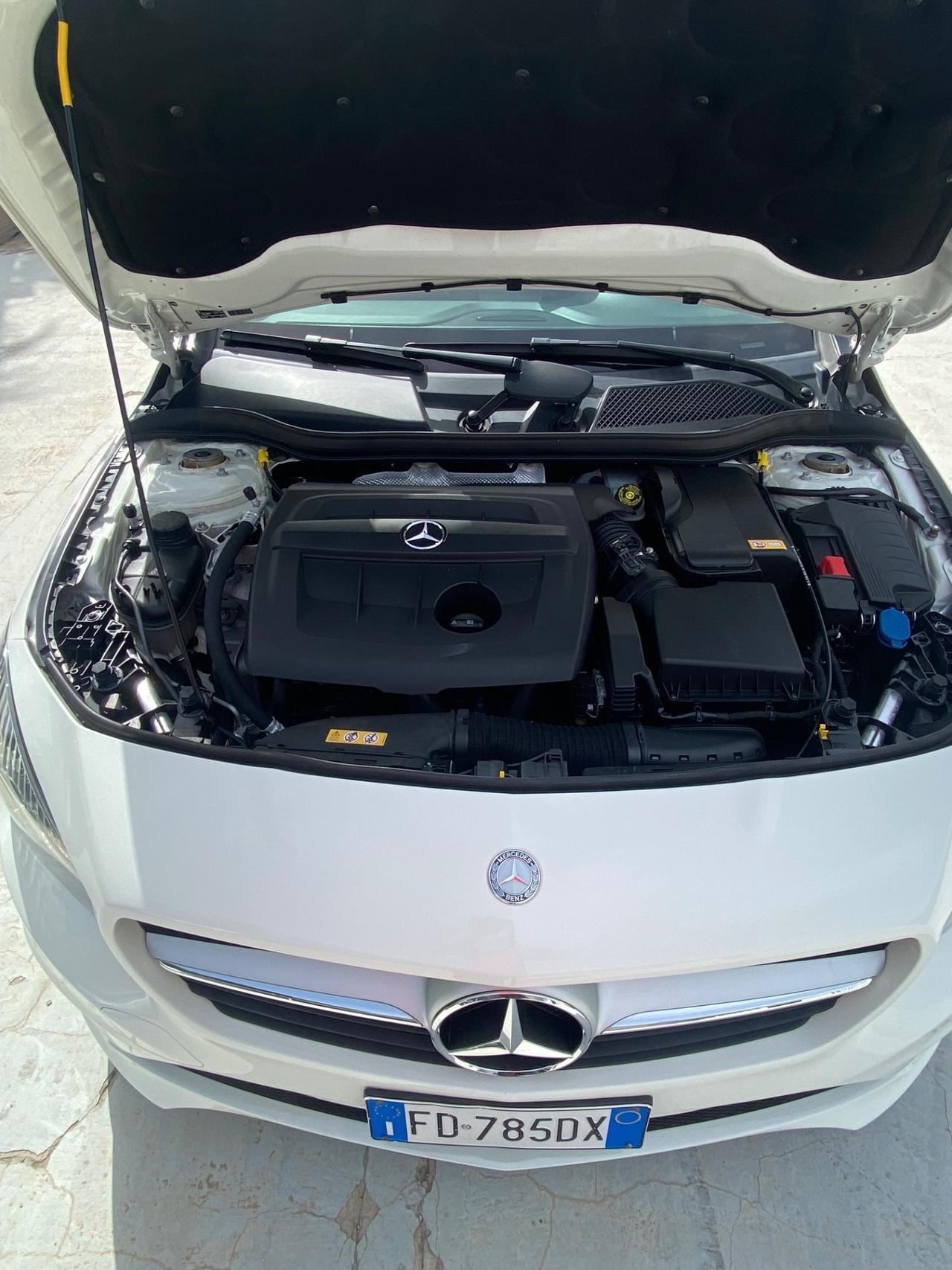 Mercedes-benz CLA 180 d Business