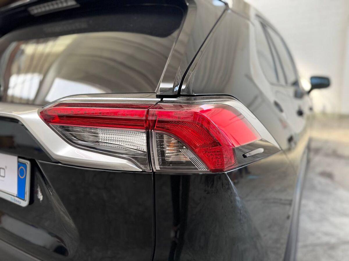 Toyota Rav4 2.5 vvt-ie h Business 2wd 218cv e-cvt