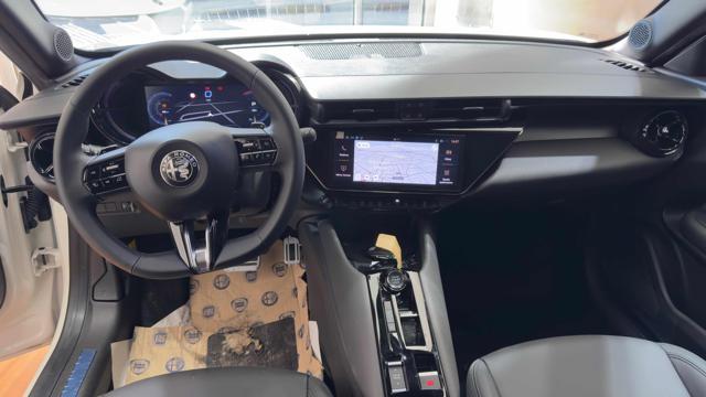 ALFA ROMEO Junior 1.2 145 CV Hybrid eDCT6 Speciale km 0 0uff. Italia