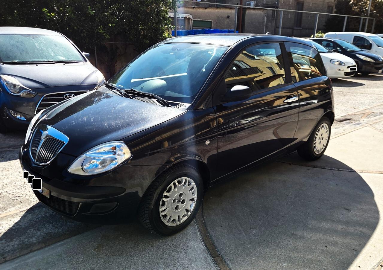 Lancia Ypsilon 1.2 Argento BEN TENUTA TAGLIANDATA