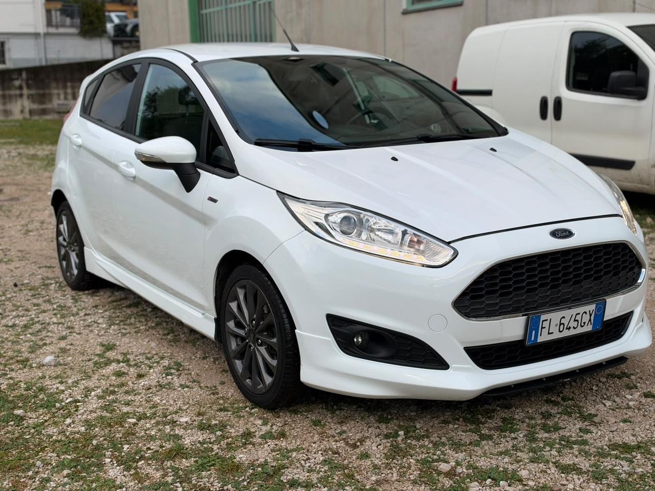 Ford Fiesta 1.5 TDCi ST-Line NEOPATENTATI