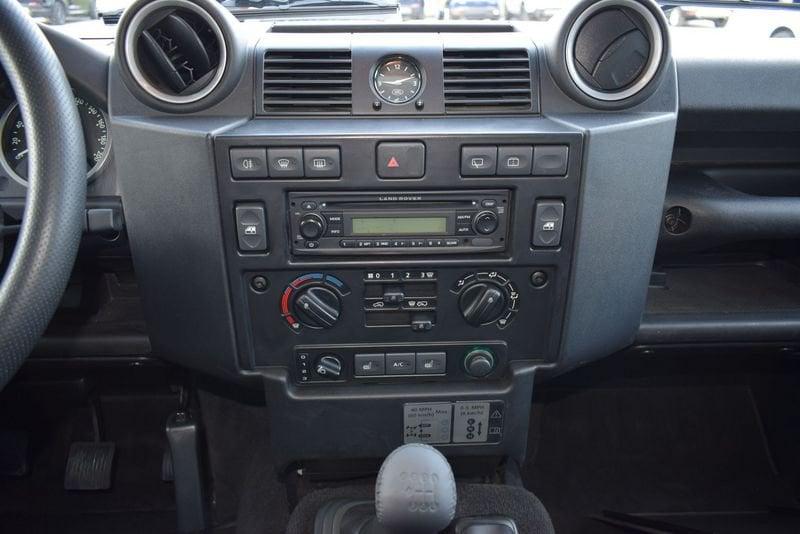 Land Rover Defender Defender 110 2.4 TD4 Station Wagon