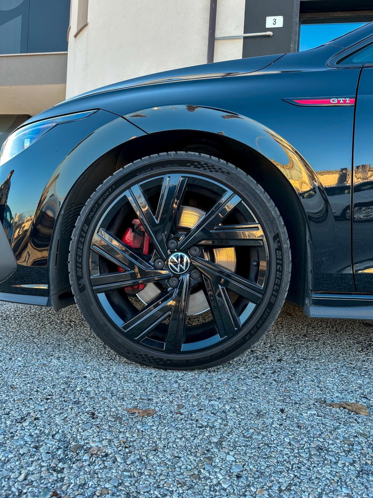 Volkswagen Golf GTI 8 VIII 2.0 TSI GTI