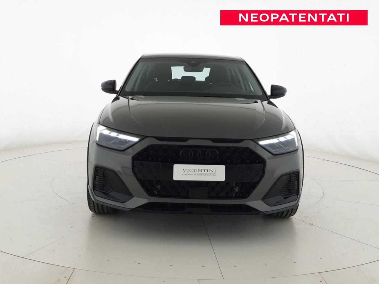 Allstreet 30TFSI 116CV S tronic Identity Contrast