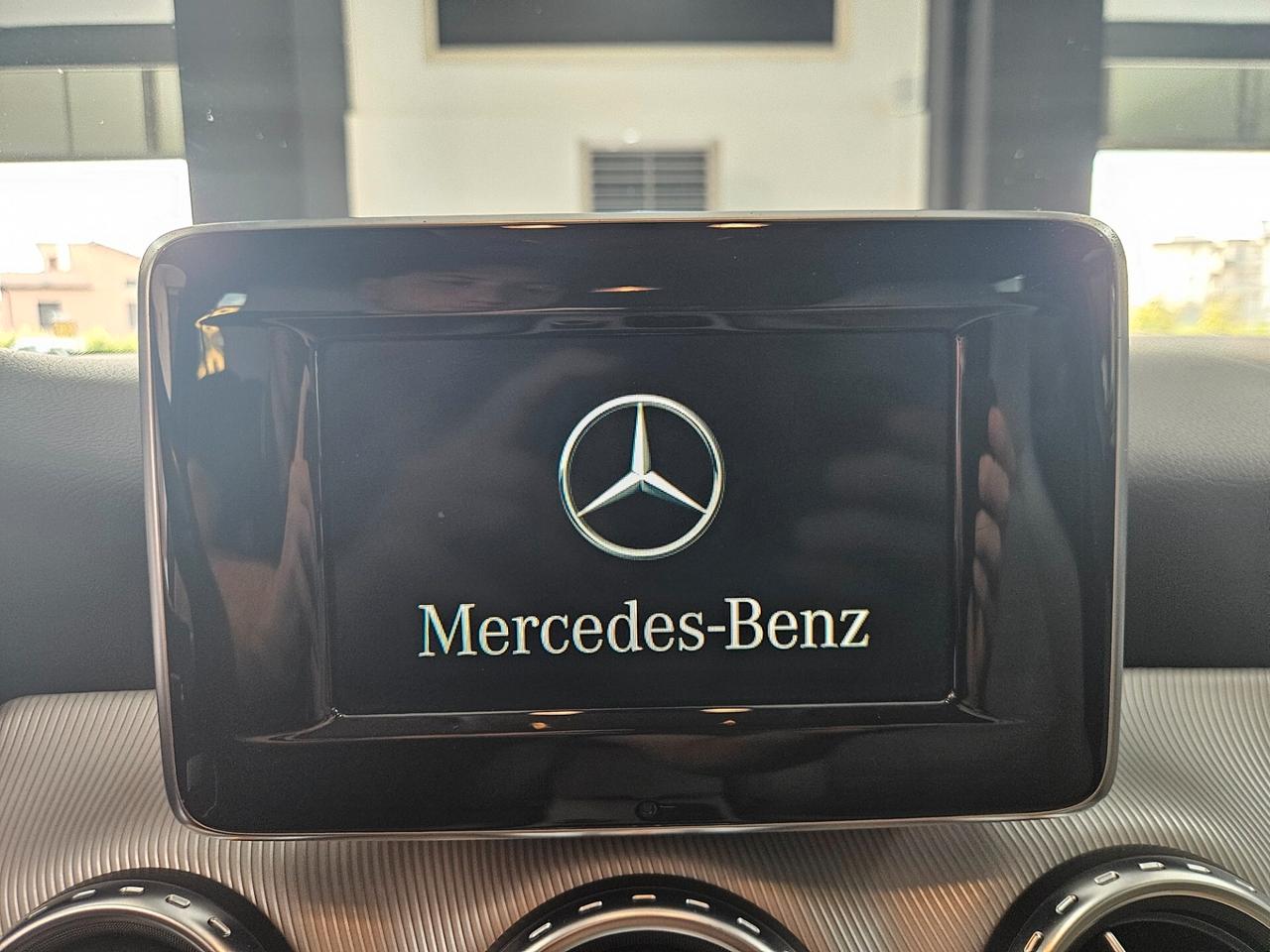 Mercedes-Benz GLA 200 d (cdi) Premium auto - IVA ESPOSTA