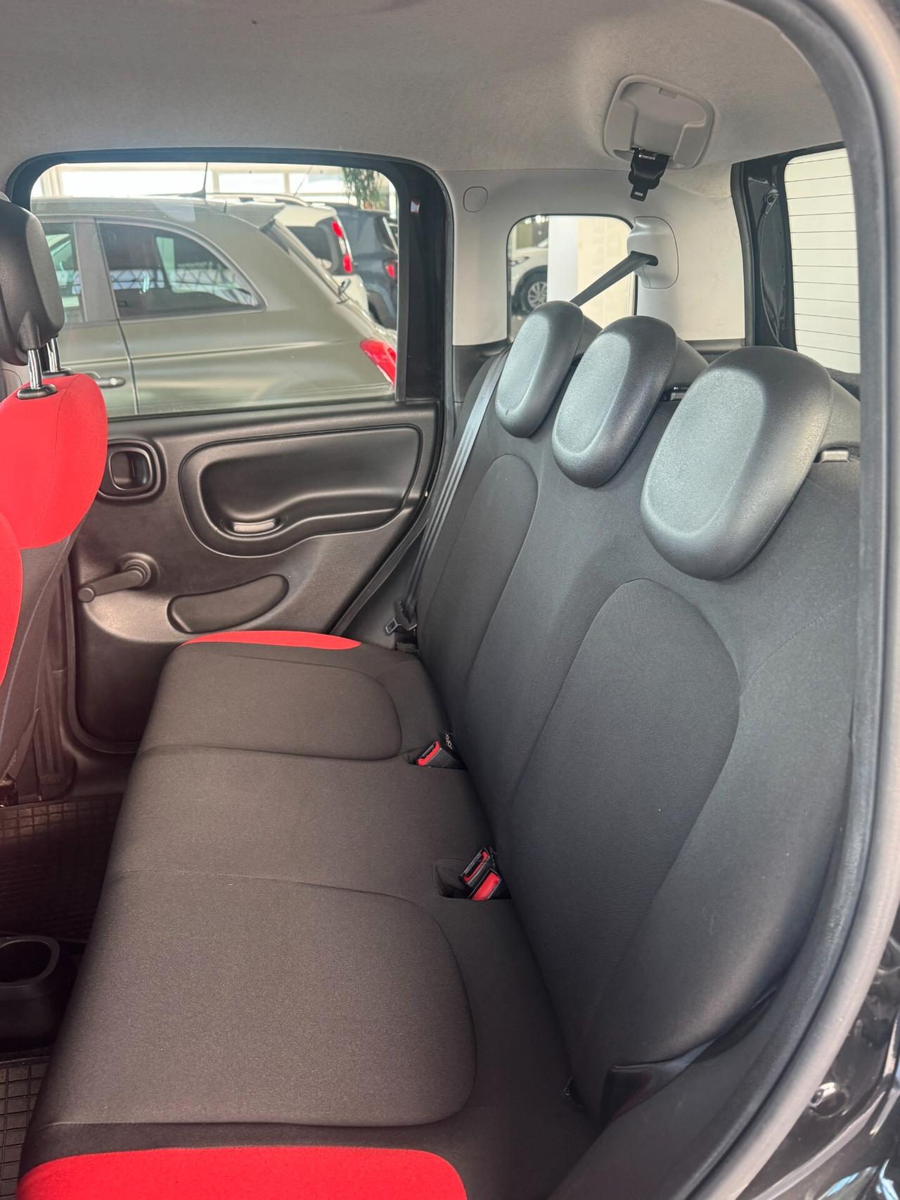 FIAT PANDA 1.2 BZ- 5 POSTI