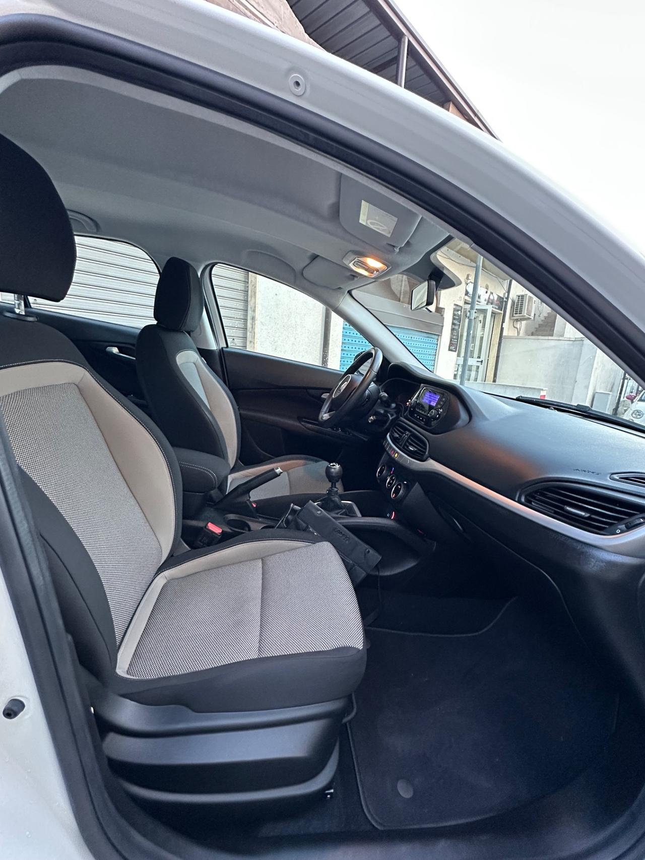 Fiat Tipo 1.6 Mjt 4 porte Opening Edition Plus