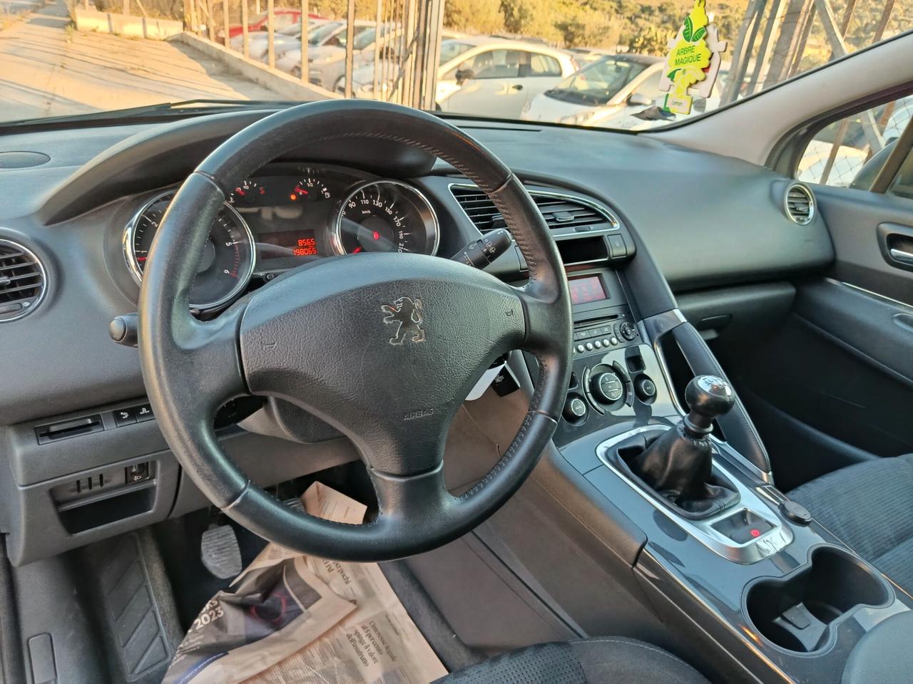 Peugeot 3008 1.6 HDi 112CV Business