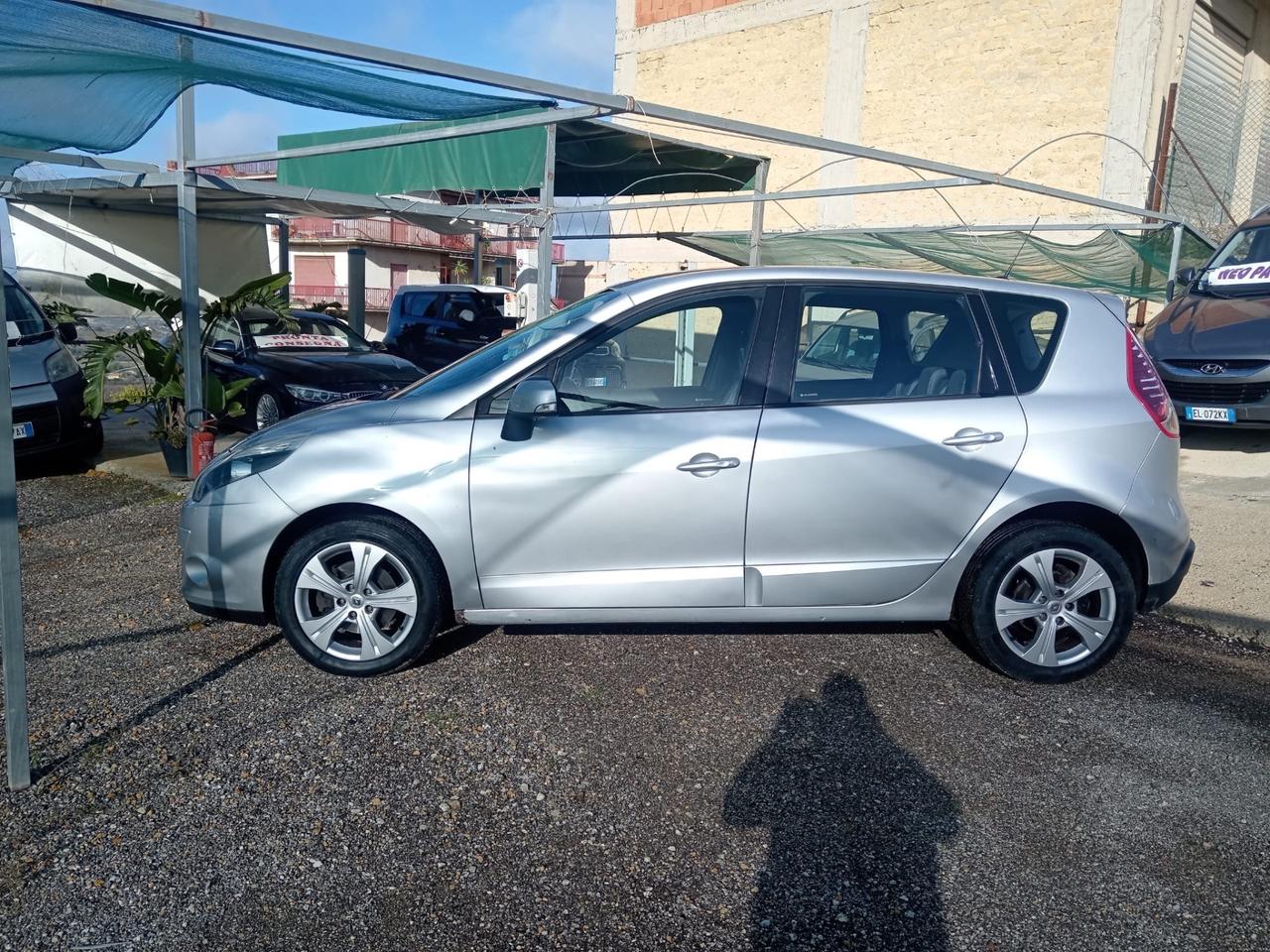 Renault Scenic Scénic X-Mod 1.5 dCi 110CV Dynamique