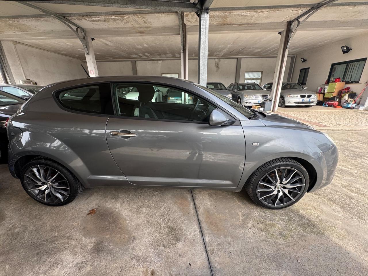 Alfa Romeo MiTo 1.4 T 155 CV Distinctive Sport Pack