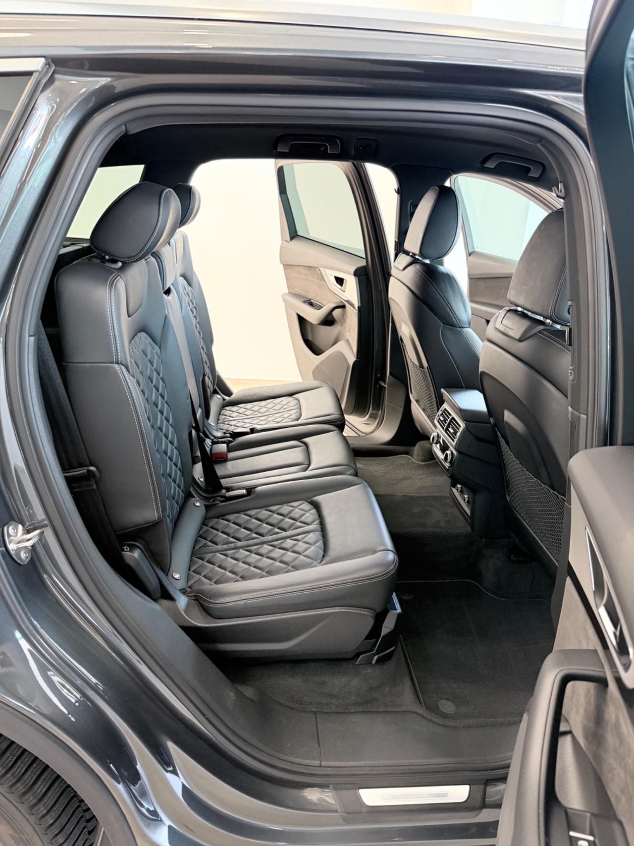 Audi Q7 50 TDI quattro tiptronic Business Plus