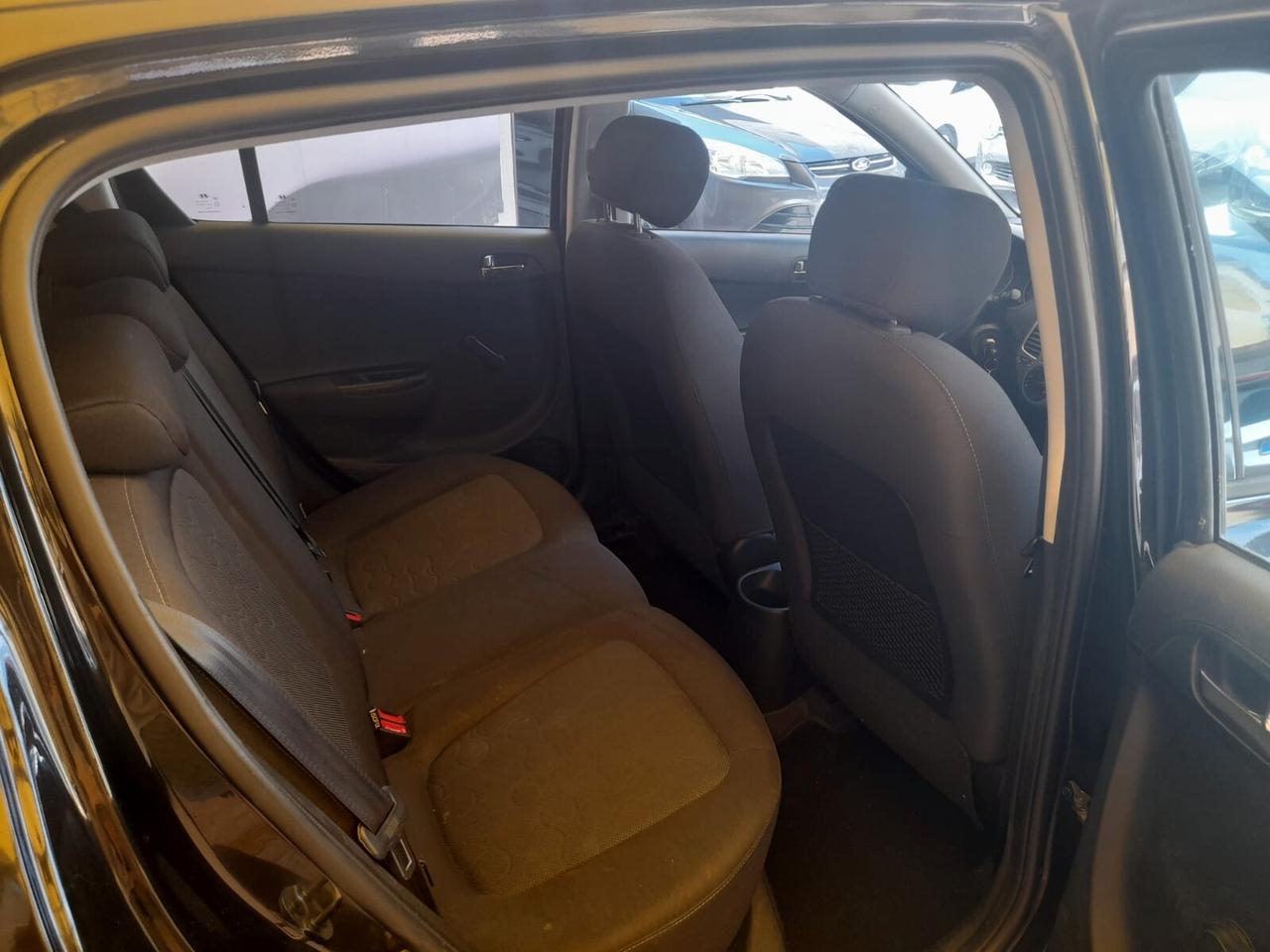 Hyundai i20 1.2cc benzina 12 mesi garanzia-2011
