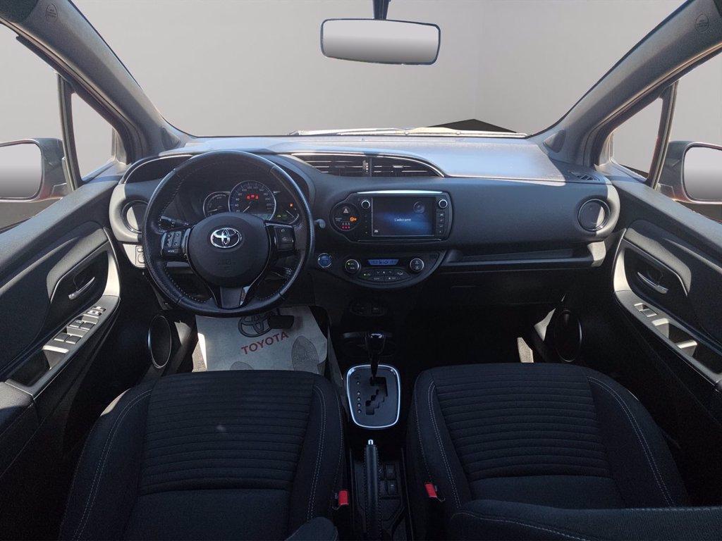 TOYOTA Yaris 5p 1.5h trend red edition del 2016