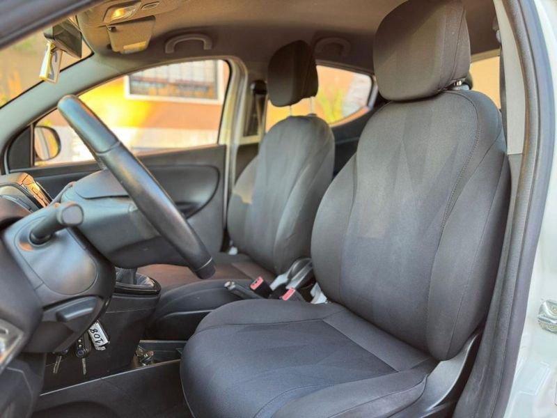 Lancia Ypsilon 1.0 FireFly Hybrid GOLD.+ GPL