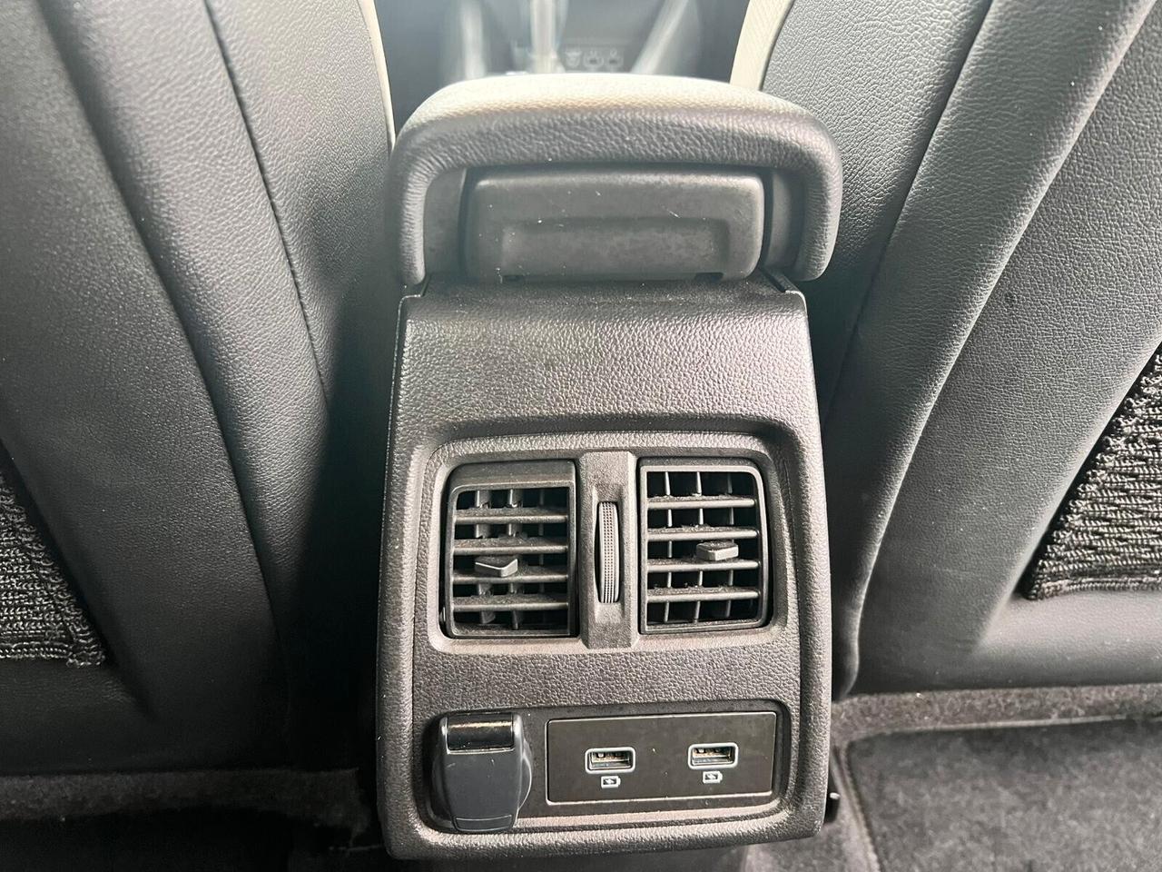 Renault Captur Full Hybrid E-Tech 145 CV Techno Fast Track