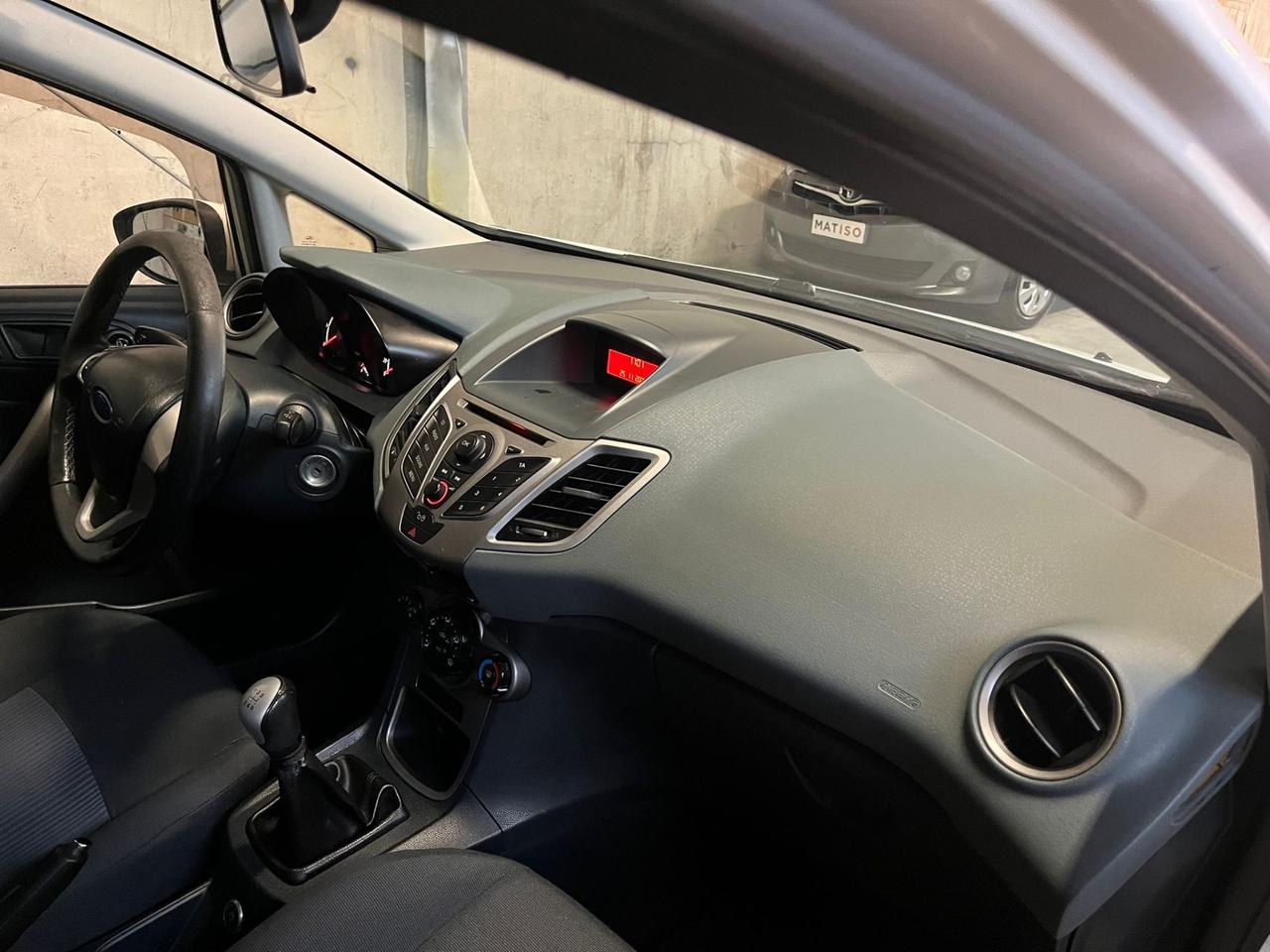 Ford Fiesta 1.4 5 porte Bz.- GPL Titanium