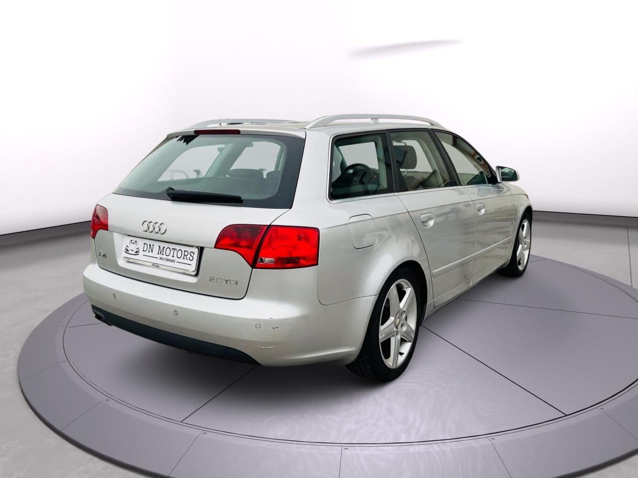 Audi A4 2.0 16V TDI Avant 2006 219.000km anche per neo
