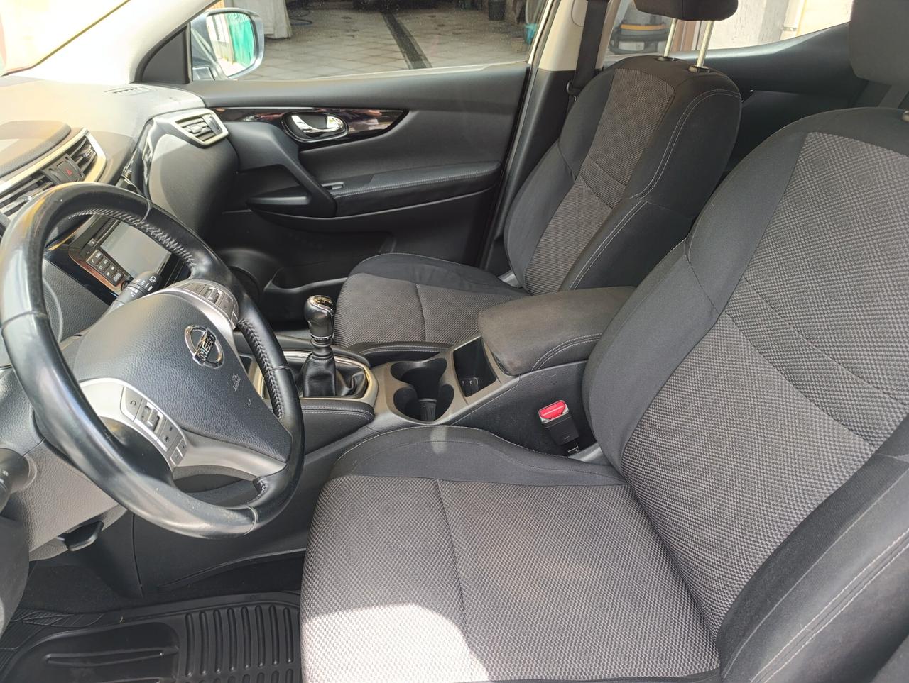 Nissan Qashqai 1.2 DIG-T FULL OPTIONAL UNICO PROPRIETARIO
