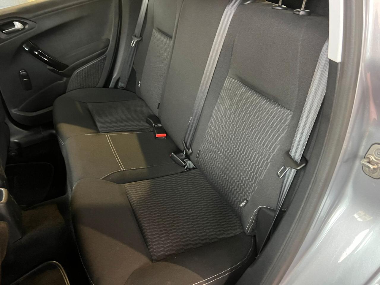 Peugeot 208 PureTech 82 Stop&Start 5 porte Active