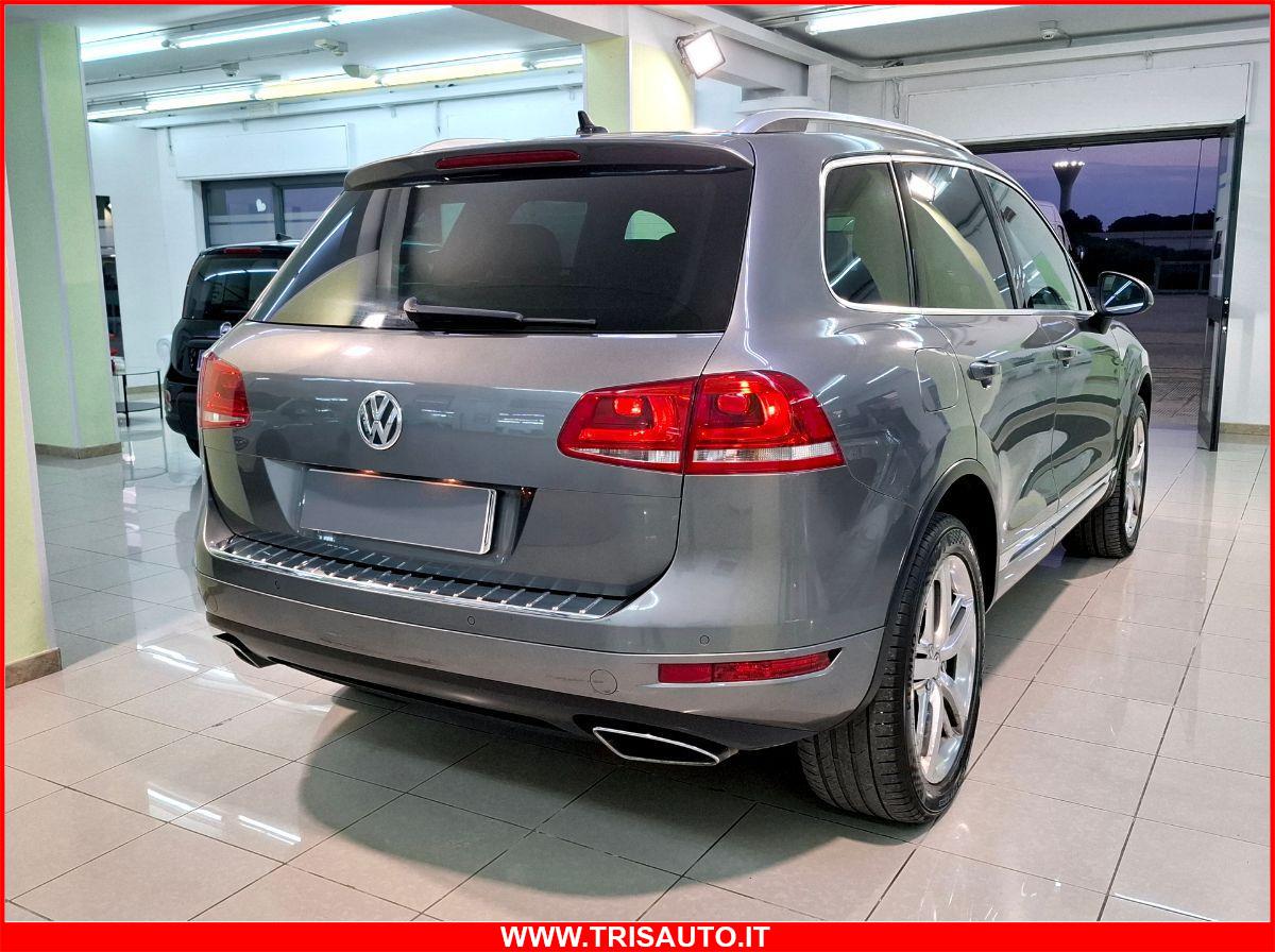 VOLKSWAGEN Touareg 3.0 V6 TDI Tiptronic (XENO+PELLE+NAVI)