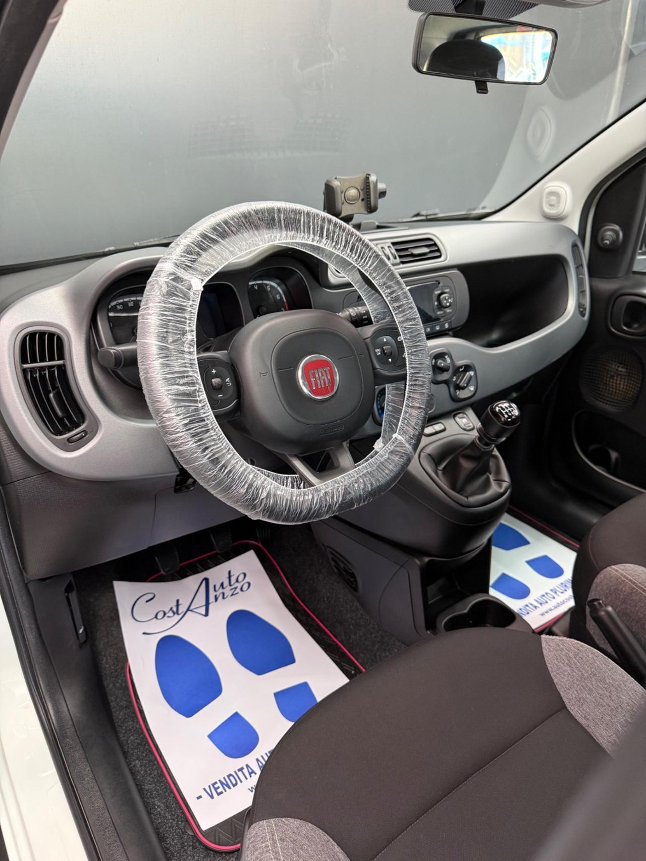Fiat Panda 1.0 Hybrid 69 CV City Cross 2022