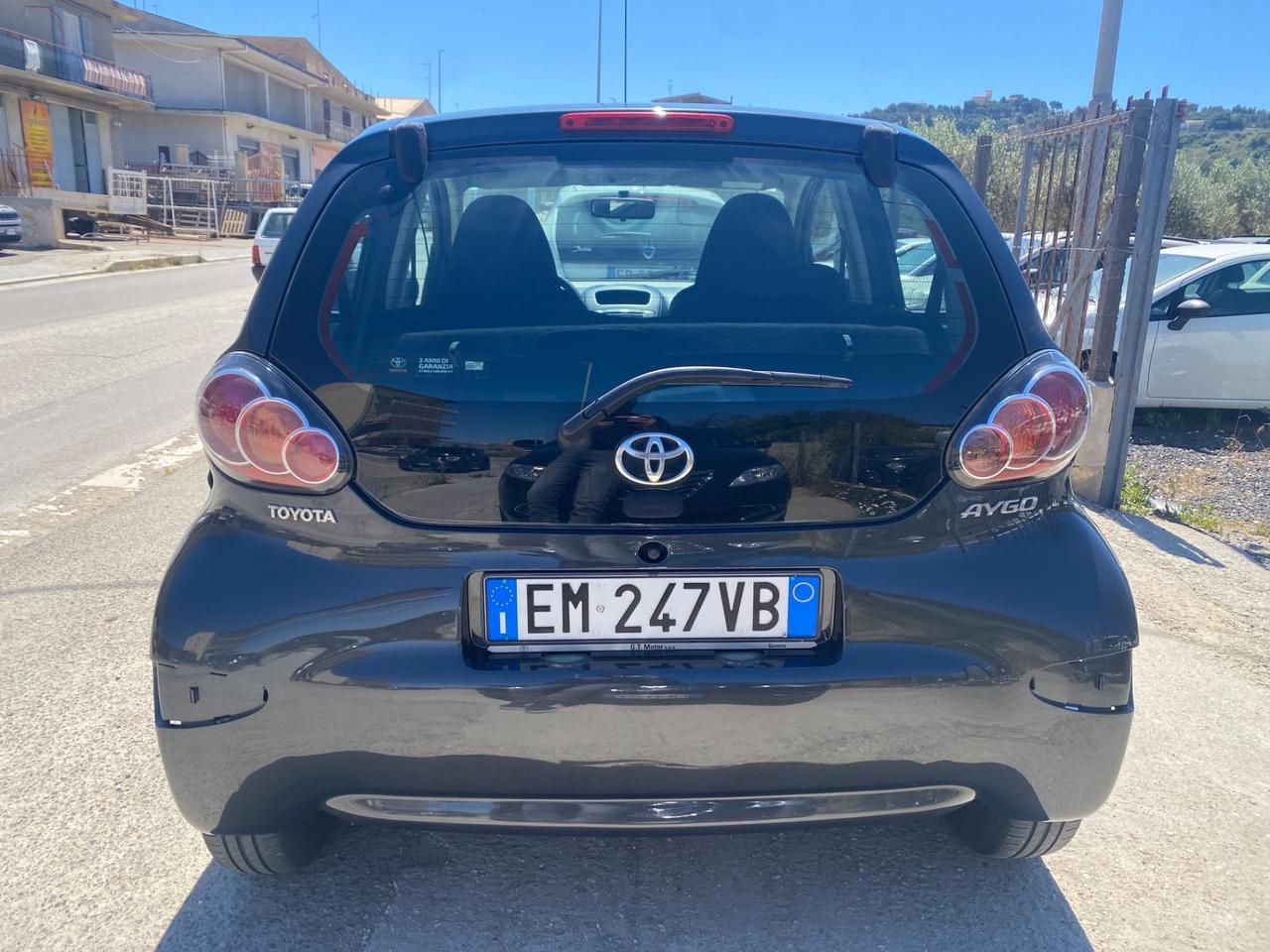 Toyota Aygo 1.0 12V VVT-i 5 porte Active