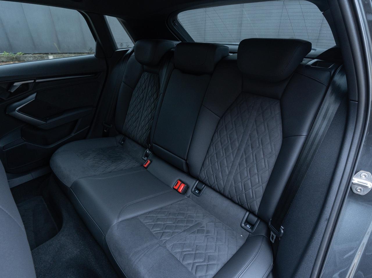 Audi A3 RS 3 SPB TFSI quattro S tronic