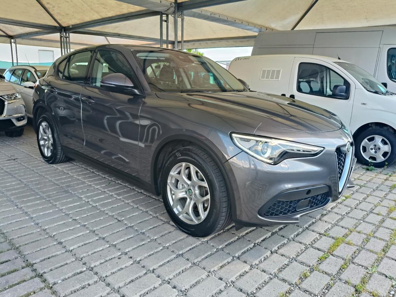Alfa Romeo Stelvio AUTOCARRO N1 2.2 Turbodiesel 160 CV AT8 RWD Business