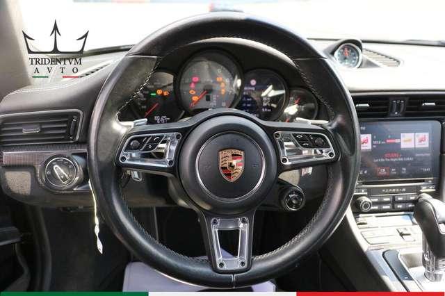 Porsche 911 991 Coupe 3.0 Carrera 4 GTS "Lift"