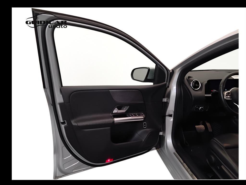 Mercedes-Benz Classe B - W247 2018 - B 180 d Sport Plus auto