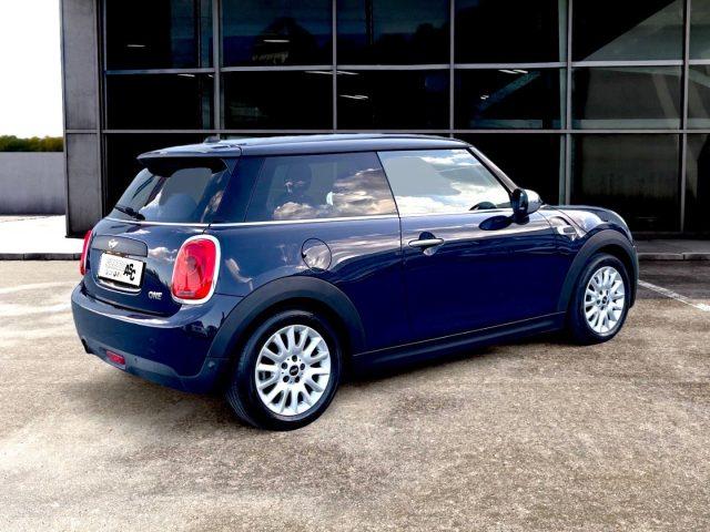 MINI One 1.2 BENZ 102 CV One Hype