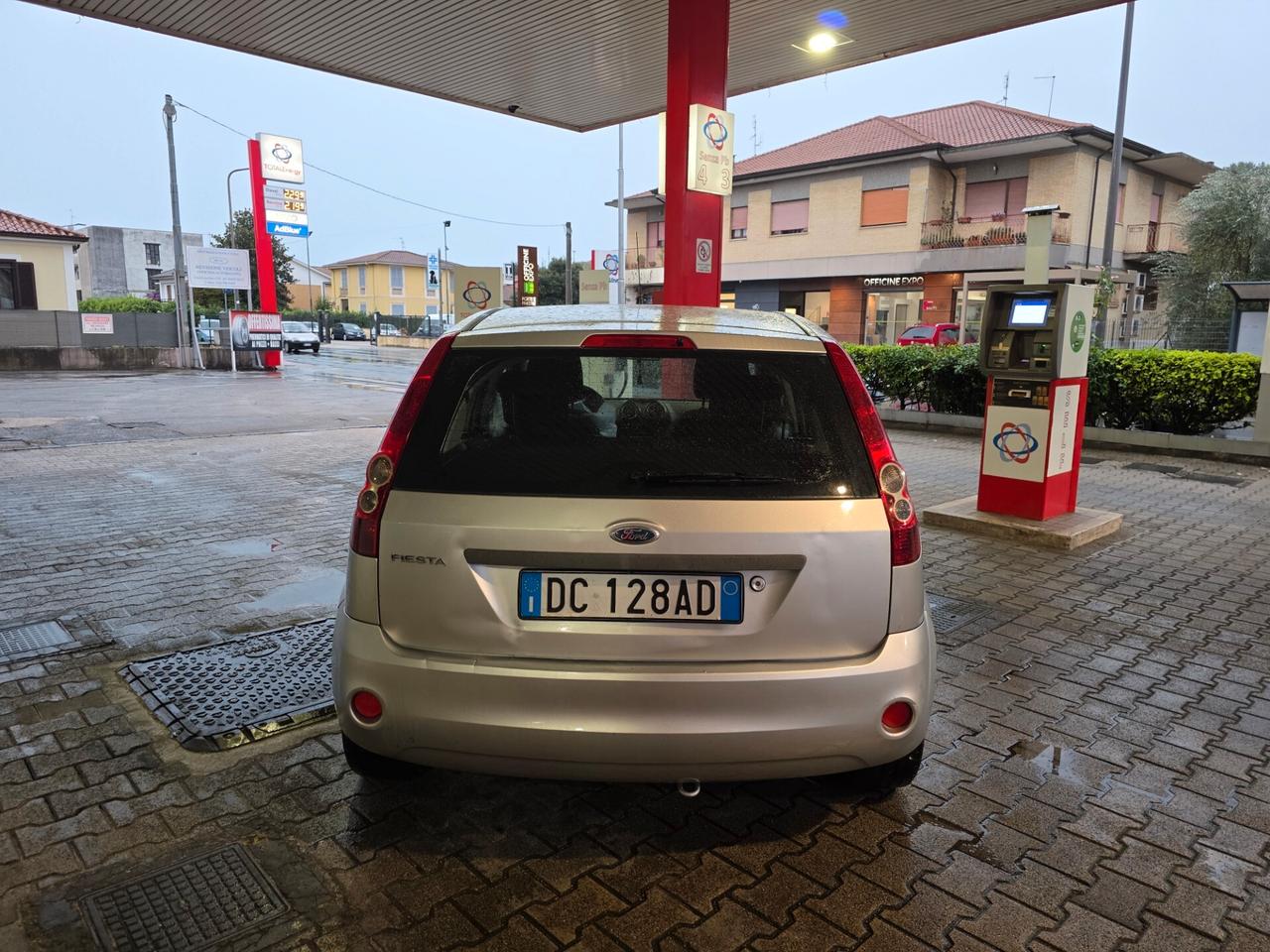 Ford Fiesta 1.2 GPL POCHI KM LOW COST PROMO