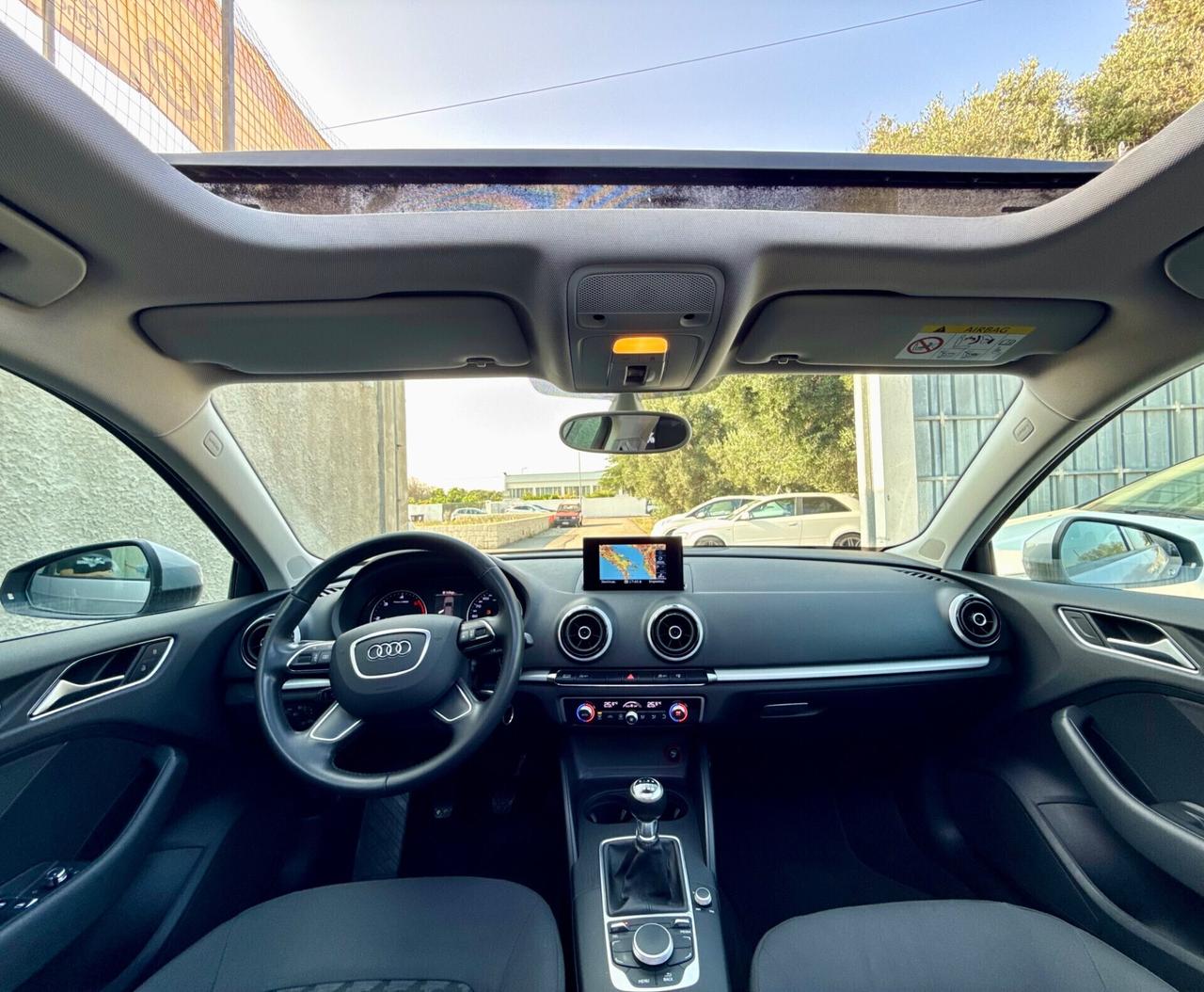 Audi A3 1.6 TDI,TETTO APRIBILE ,Climatronic bizona,Navi,ecc.