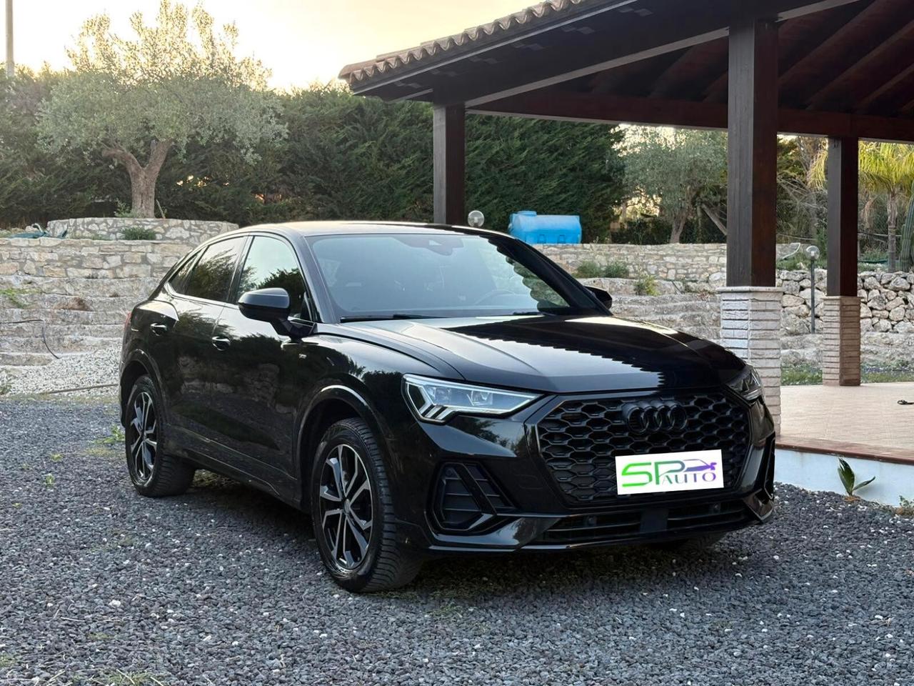 Audi Q3 SPB S line edition Identity Black S tronic
