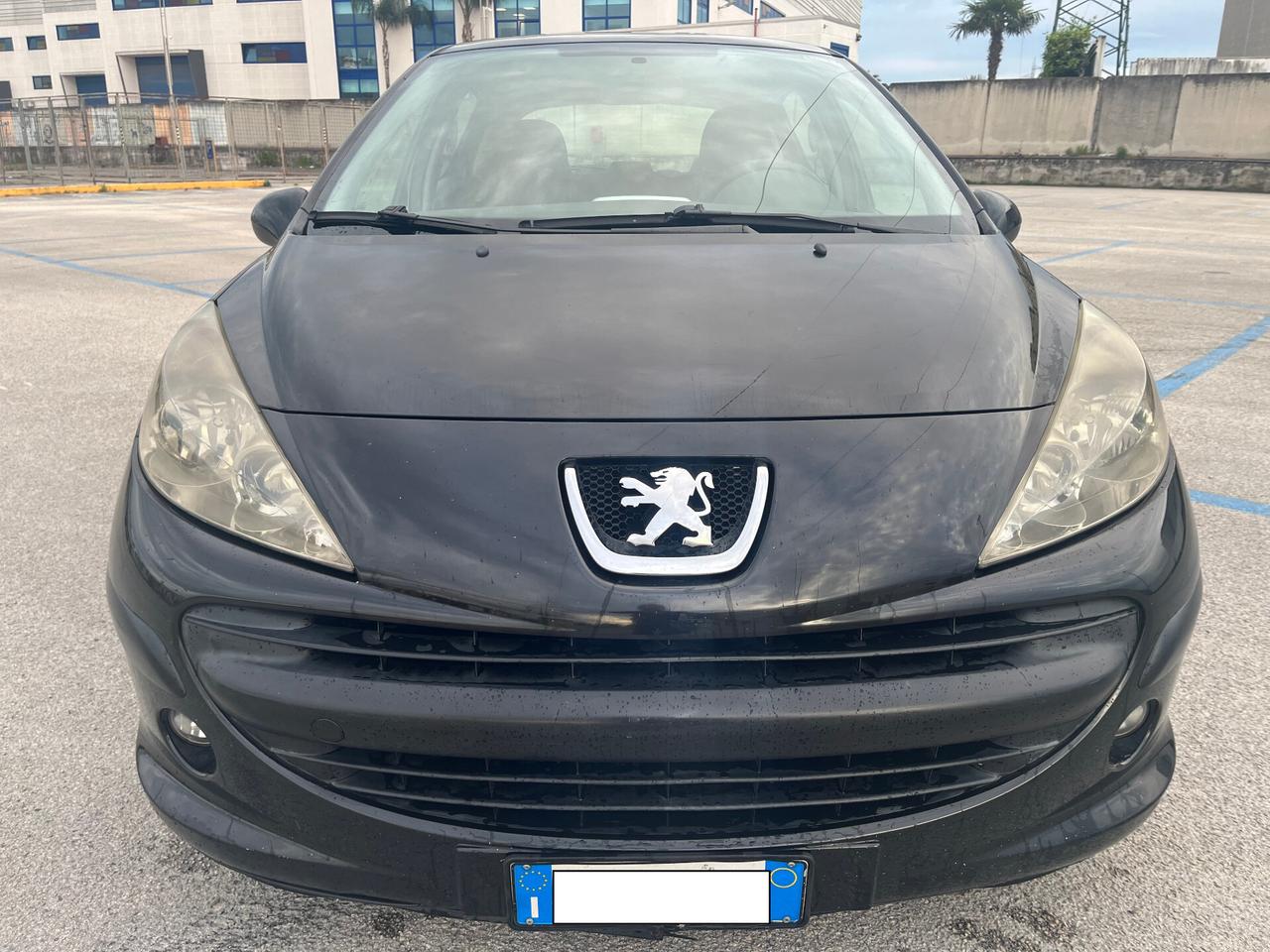 OC CASIONE Peugeot 207 1.4HDI 50KW X Neopatentati