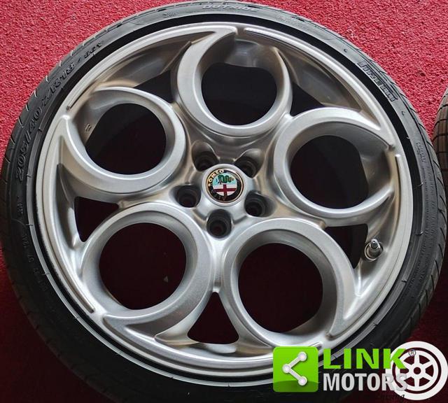 ALFA ROMEO 4C Coupè 1750 TBi 240 cv Doppi Cerchi