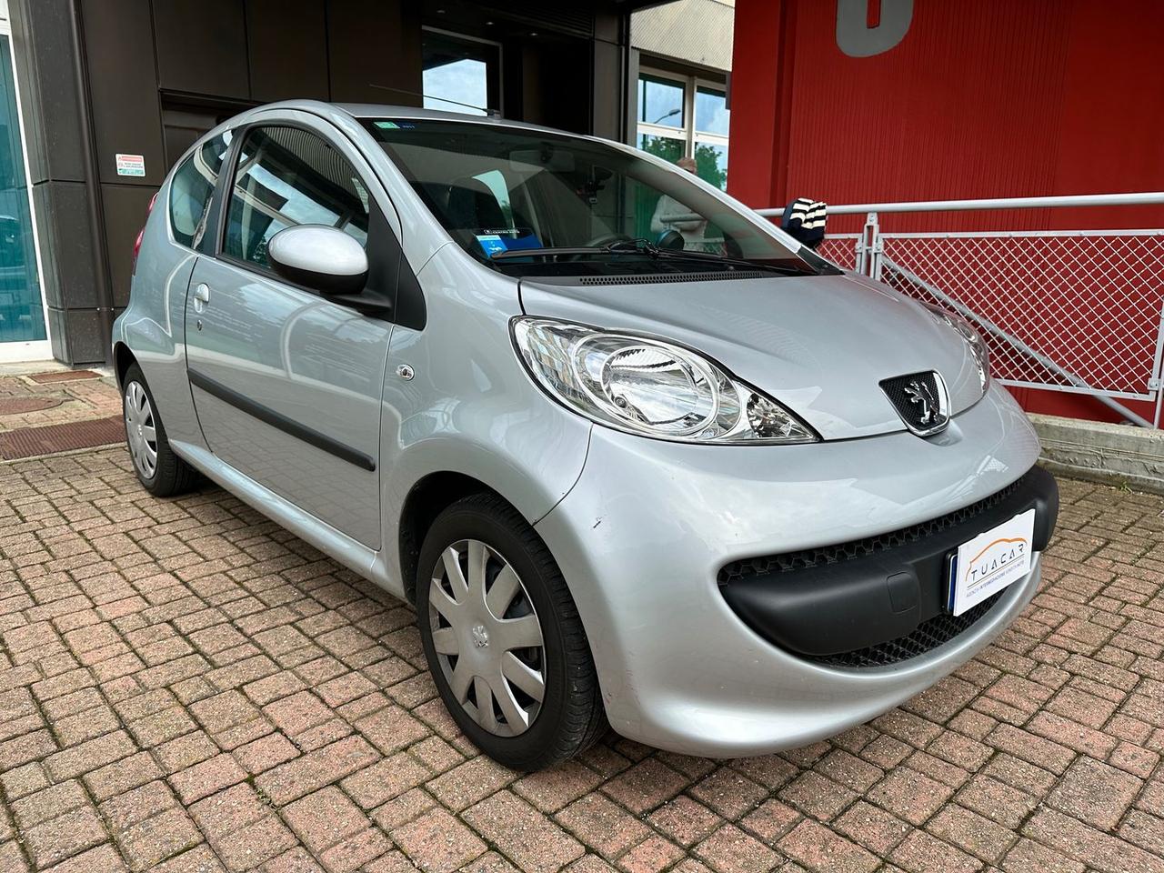 Peugeot 107 1.0 68CV